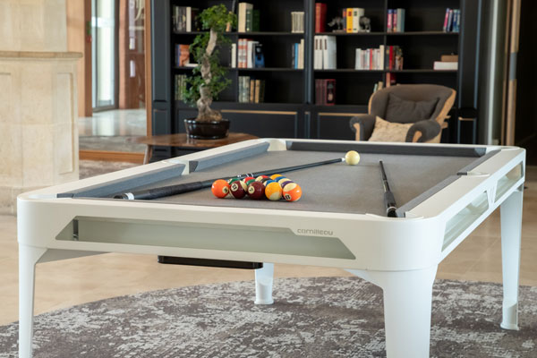 Ambiance hyphen white light grey